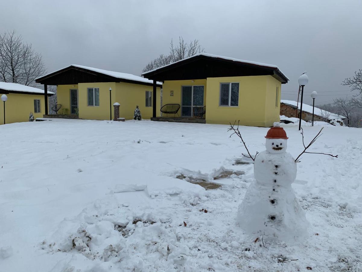 Daskalov Bungalows Chervena Lokva Eksteriør billede