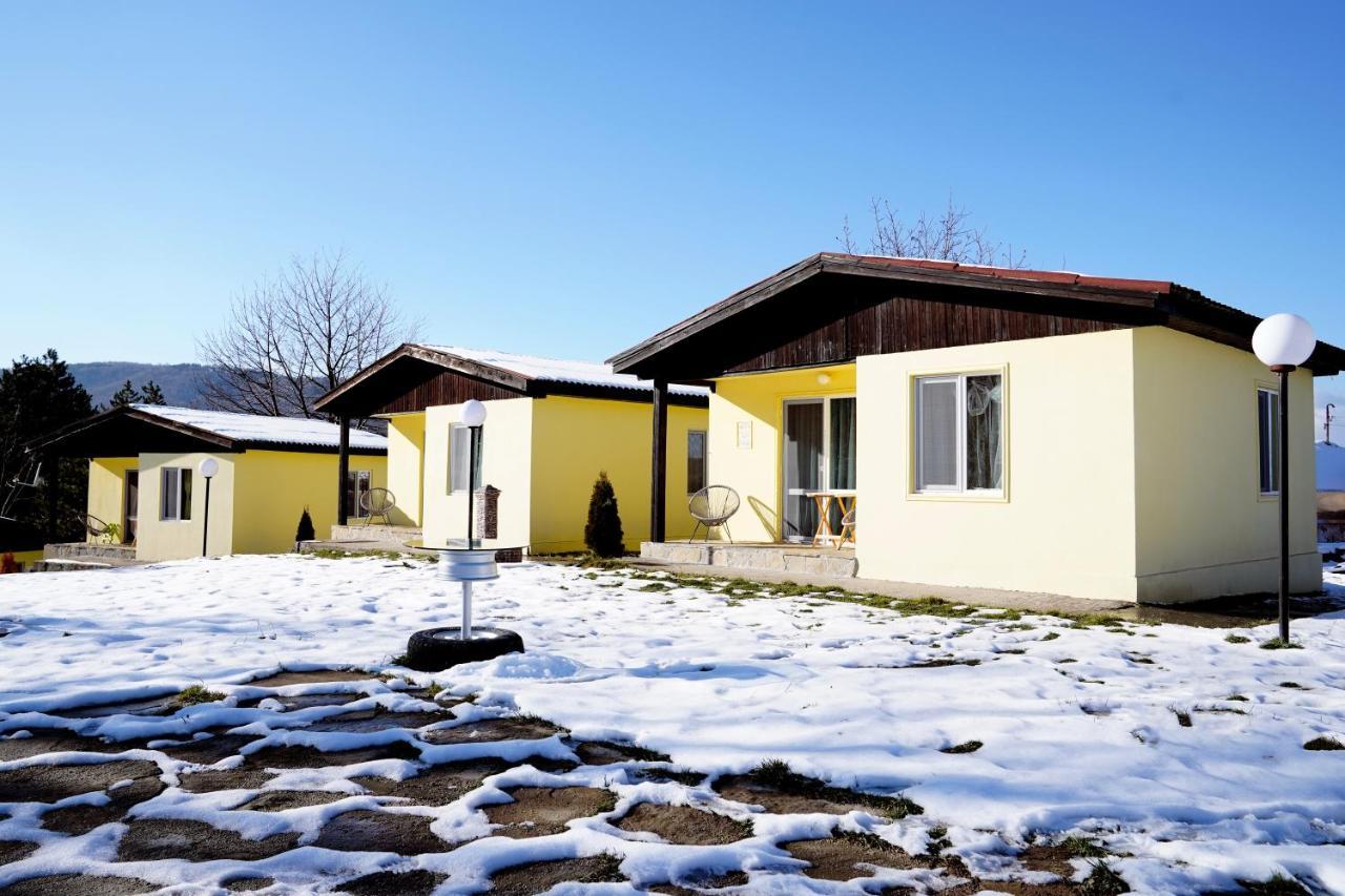 Daskalov Bungalows Chervena Lokva Eksteriør billede